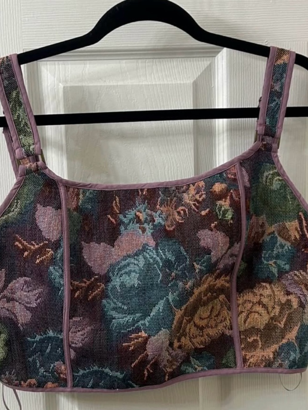 Emerald Ivy Multicolor Floral Jacquard Crop Top with Mauve Trim